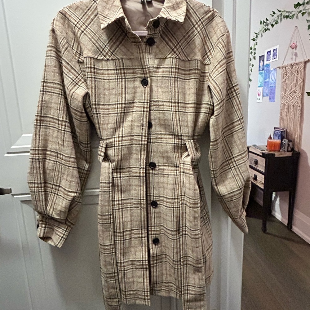 Vero Moda Tan Plaid Trench Coat